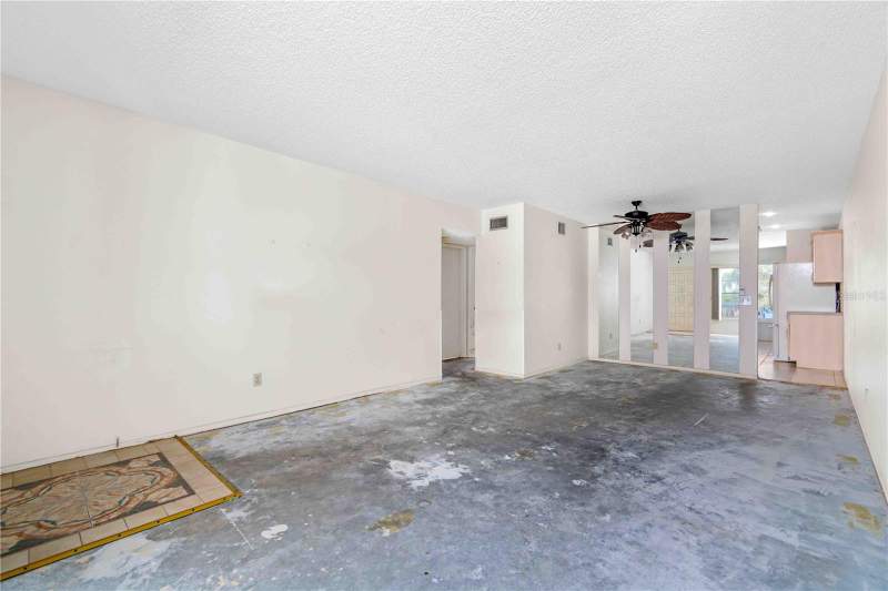 2 bedroom Condominium at 2284 Spanish Drive #50, On Top Of The World, Clearwater — photo 4