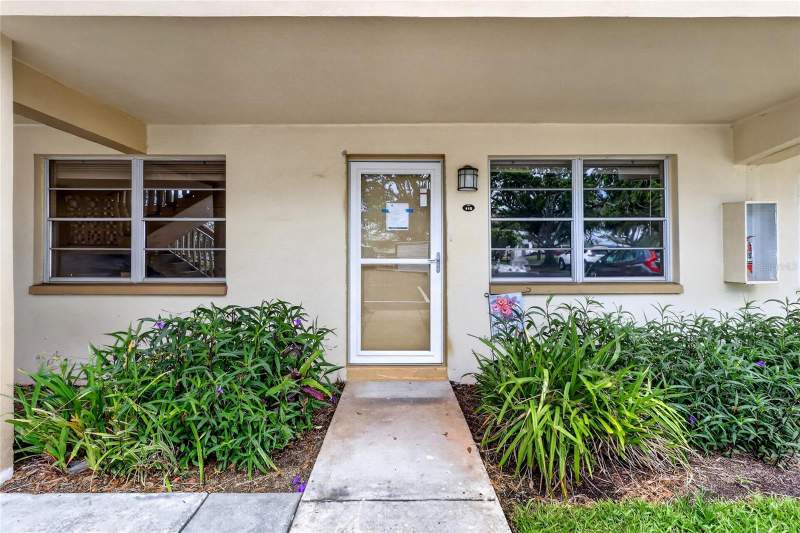 2 bedroom Condominium at 951 79th Avenue #115, Gateway Square Apts No. 5 Condominium, St Petersburg — photo 4