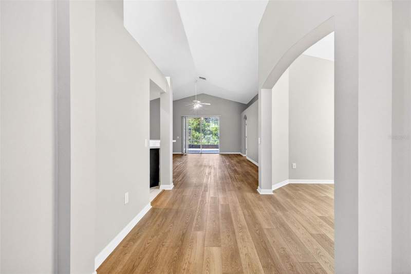 4 bedroom Single Family Residence at 1235 Katahdin Court, Meadow Pointe 03 Ph 01 Unit 1D/1E, Wesley Chapel — photo 4