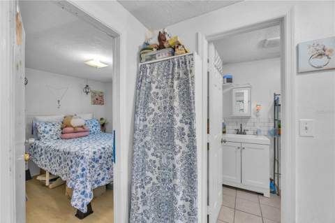 1006 Gray Street, Plant City FL - photo 11 of 23