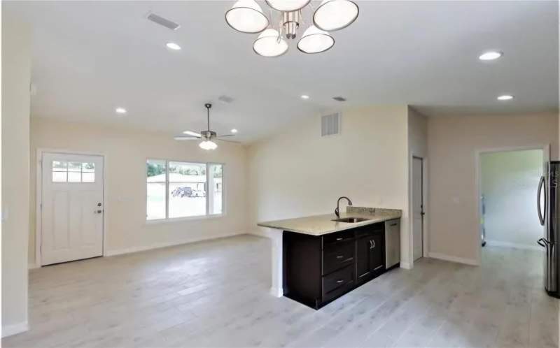 3 bedroom Single Family Residence at 16295 SW 28th Court, Marion Oaks Un 4, Ocala — photo 3