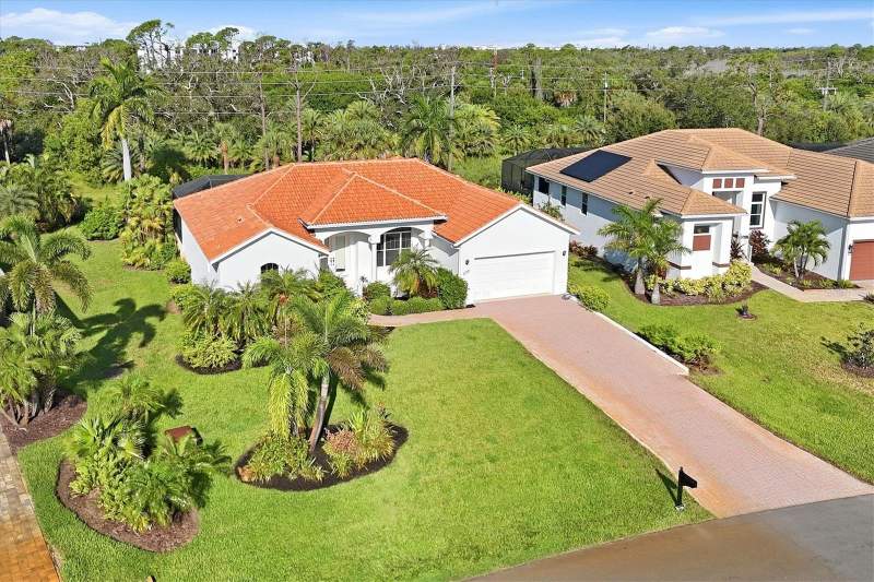 3 bedroom Single Family Residence at 230 Arlington Drive, Cape Haze Windward, Placida — photo 2
