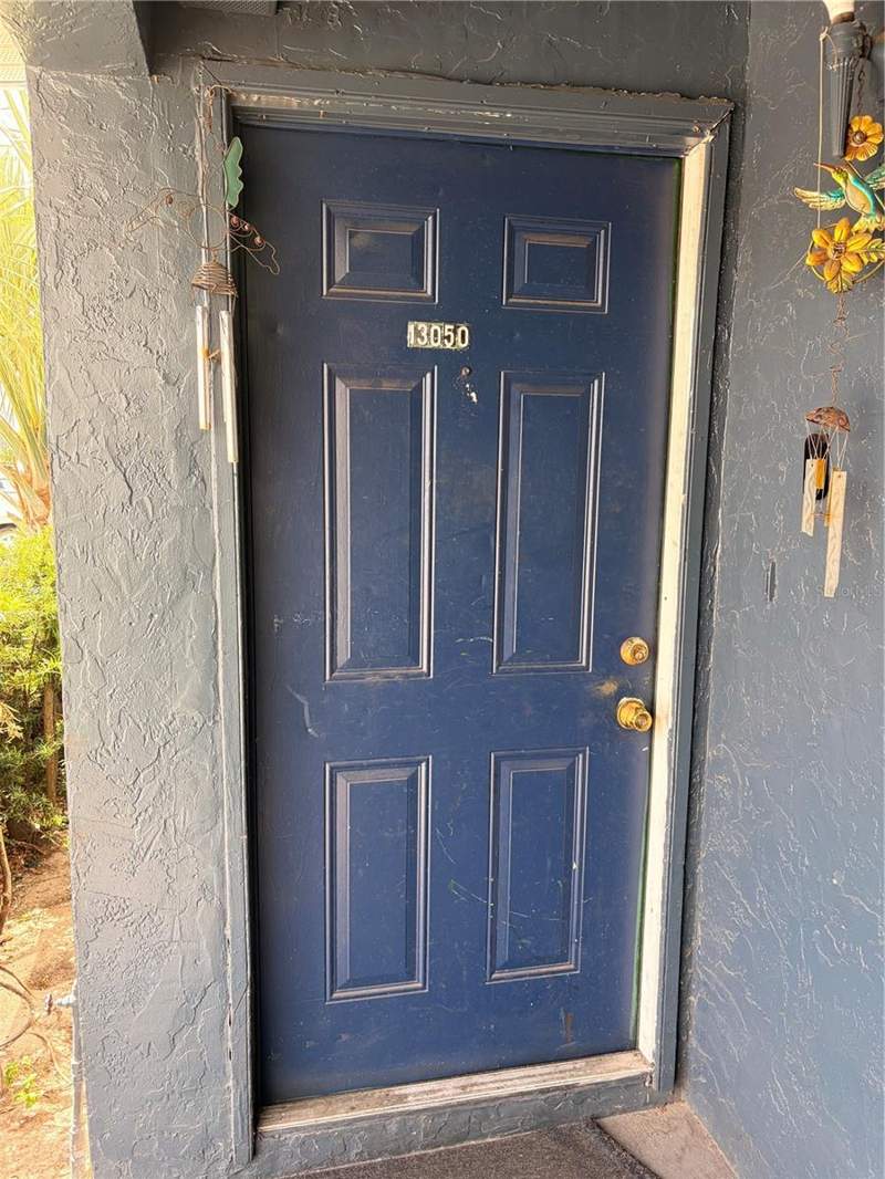 2 bedroom Townhouse at 13050 Londondary Place, Hapshire Villas Unrec Tnhse Place, Tampa — photo 2