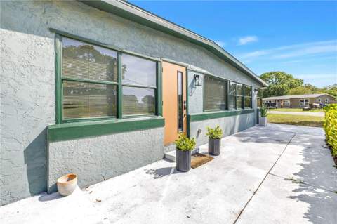 7599 Meadowlawn Drive, St Petersburg FL - photo 6 of 6