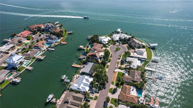 3 bedroom Single Family Residence at 440 Palm Island, Island Estates Of Clearwater Unit 6-A, Clearwater Beach — photo 4