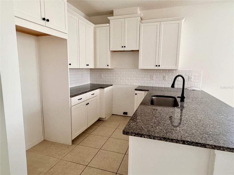 3 bedroom Townhouse at 9987 Randal Walk Street, Randal Walk, Orlando — photo 3