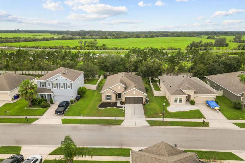 4 bedroom Single Family Residence at 3969 Eternity Circle, Esprit, St Cloud — photo 3