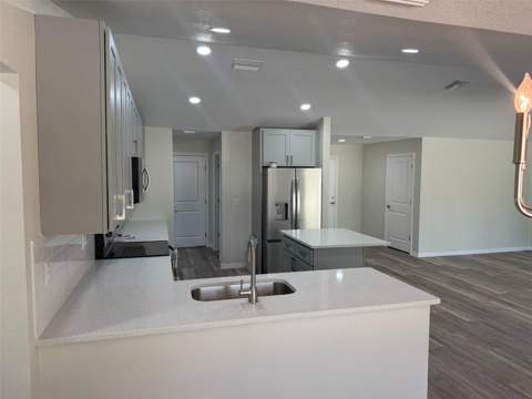 13465 Canyon Swallow Road, Weeki Wachee FL - photo 6 of 23