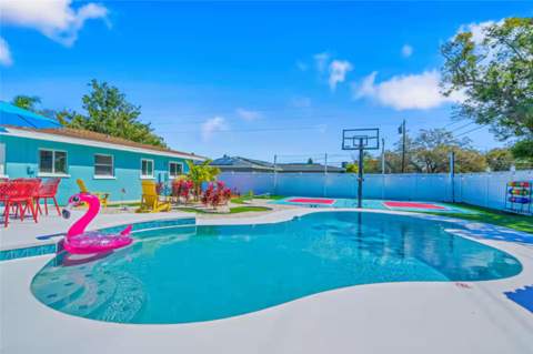1473 Croydon Drive, Clearwater FL - photo 6 of 61