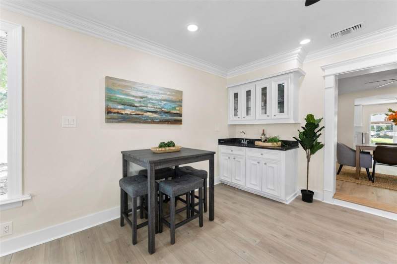 5 bedroom Single Family Residence at 1714 W Saint Isabel Street, Richardsons Village Subdivisi, Tampa — photo 3