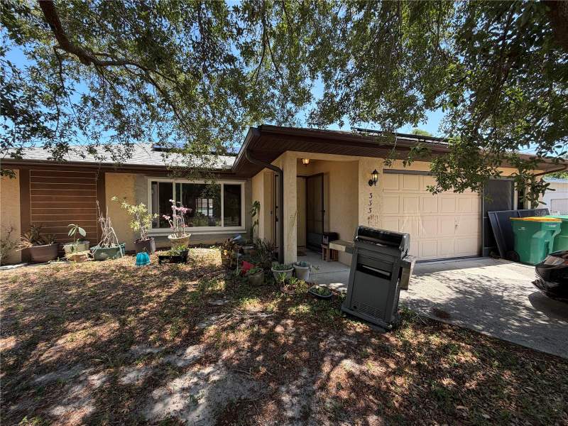 2 bedroom Single Family Residence at 333 Timbruce Lane, Port Charlotte Sec 001, Port Charlotte — photo 3