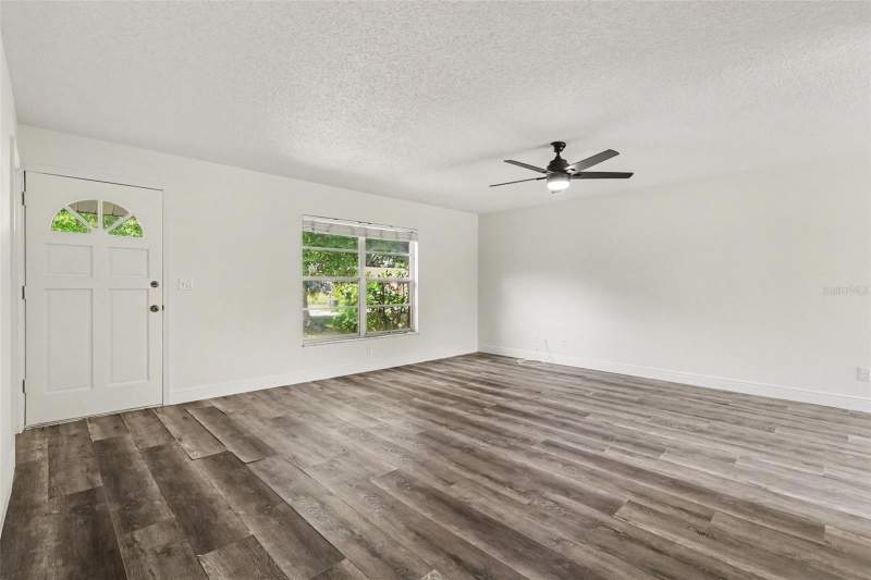 3 bedroom Single Family Residence at 1916 Hudson Court, Bayside Meadows-Phase I, Oldsmar — photo 3
