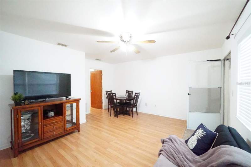 1 bedroom Condominium at 5810 21st Street #15, Town Apts Condo, St Petersburg — photo 5