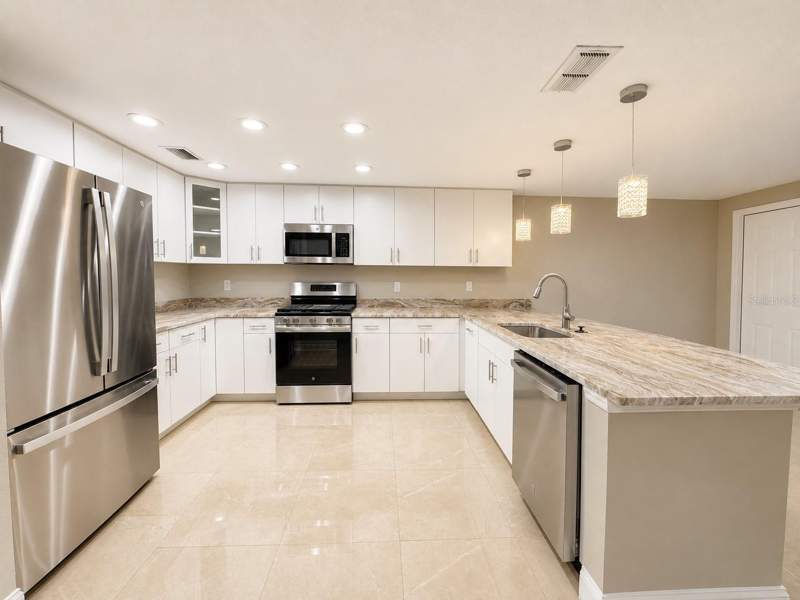 3 bedroom Single Family Residence at 5419 Denver Street, Shore Acres Bayou Grande Sec, St Petersburg — photo 3