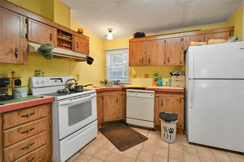 18620 NE 12th Court, Citra FL - photo 17 of 74