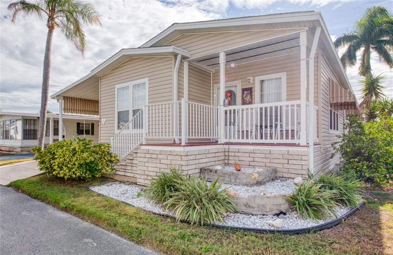 2 bedroom Manufactured Home at 18675 US Highway 19 #138, Clearwater, Clearwater — photo 2