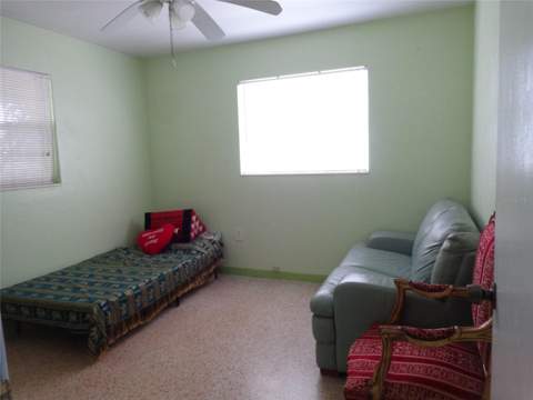 6165 26th Avenue, St Petersburg FL - photo 12 of 33