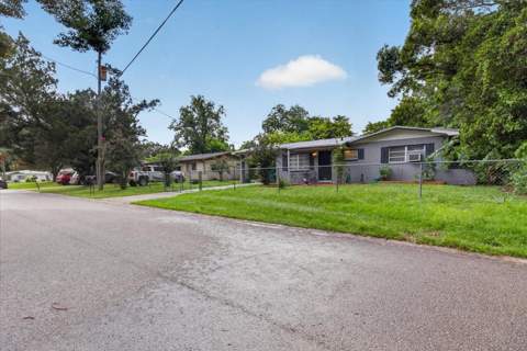 21385 Lehouier Drive, Brooksville FL - photo 15 of 82