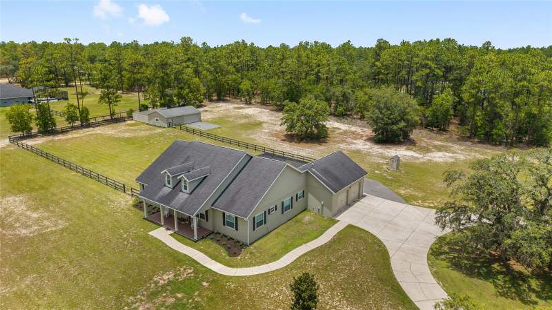 3 bedroom Single Family Residence at 6590 SW 135th Court Road, Rolling Hills Un 04, Ocala — photo 4