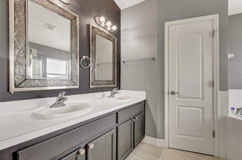 8105 Tar Hollow Drive, Gibsonton FL - photo 12 of 29