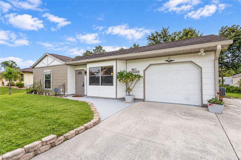 2 bedroom Single Family Residence at 21293 Pemberton Avenue, Port Charlotte Sec 027, Port Charlotte — photo 4