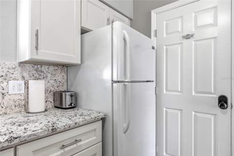 2744 Hidden Lake Boulevard #C, Sarasota FL - photo 13 of 29