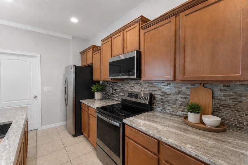 3 bedroom Townhouse at 9143 Savannah Ainsley Lane, Savannah Lndgs, Orlando — photo 4