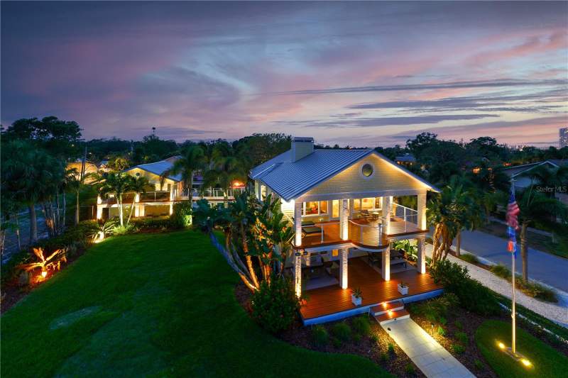 5 bedroom Single Family Residence at 1803 Beach Drive, Bayboro, St Petersburg — photo 3