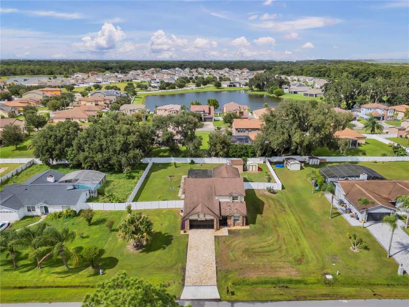 1861 PINE NEEDLE TRAIL home for sale in Pleasant Hill Lakes