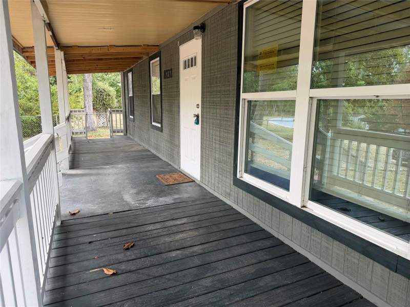 3 bedroom Mobile Home at 8732 CR 647, Jerry Taylor Lndg, Bushnell — photo 4