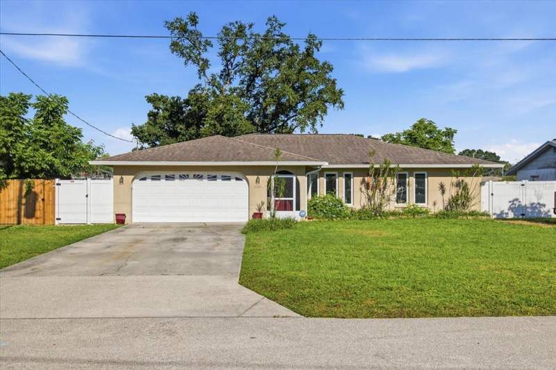 3105 BALDWIN AVENUE home for sale in Sarasota Springs