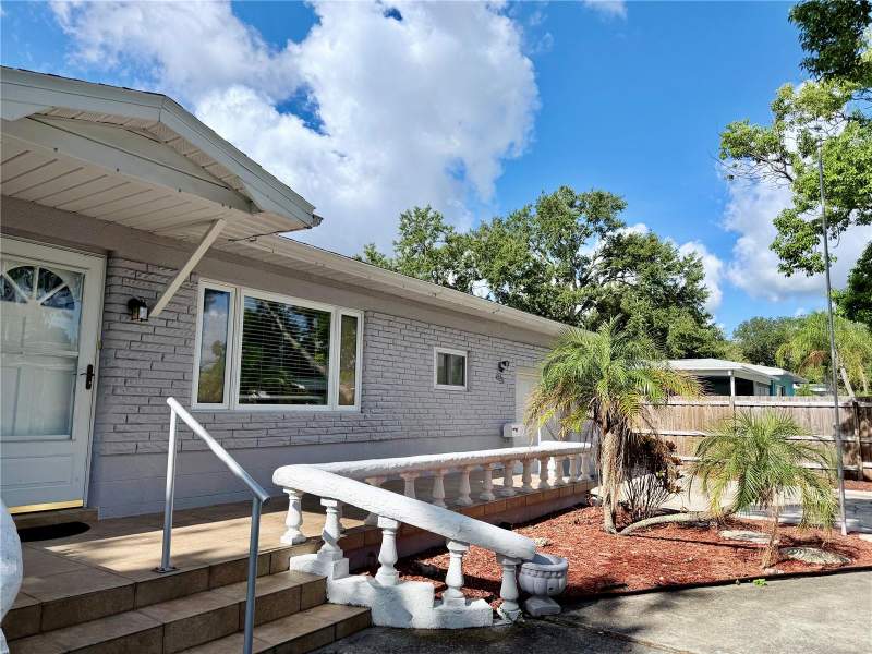3 bedroom Single Family Residence at 4320 Yardley Avenue, Leslee Heights Sub Sec 2, St Petersburg — photo 3