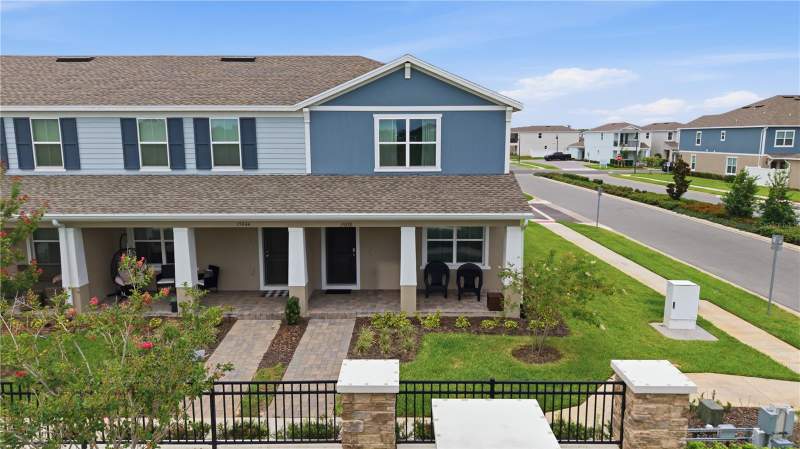 15038 WINDFLOWER ALLEY home for sale in Osprey Ranch