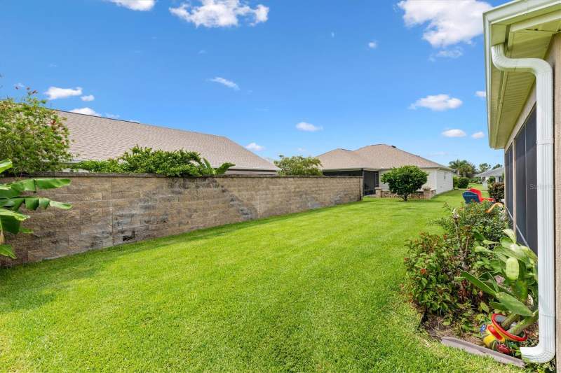 3 bedroom Single Family Residence at 5996 Delphina Loop, The Villages, The Villages — photo 5