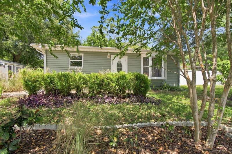 2 bedroom Single Family Residence at 3426 Riverview Drive, Elizabeth Court, Tampa — photo 3