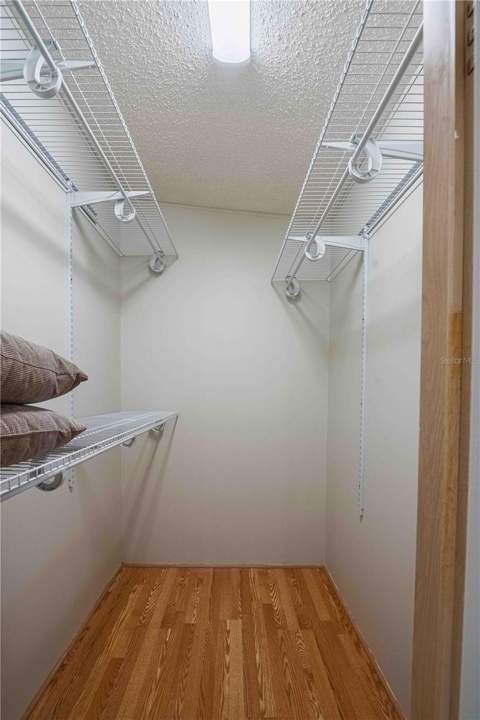 5335 Powhattan Street, Zephyrhills FL - photo 19 of 51