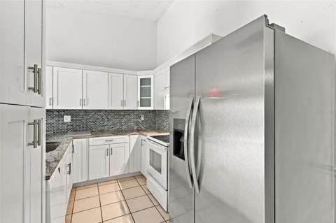3380 Crystal Court #P, Palm Harbor FL - photo 17 of 44