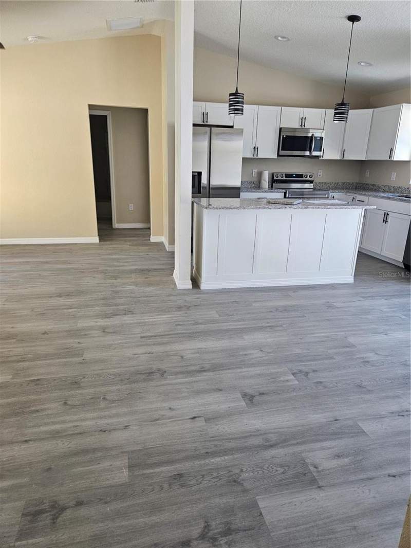 3 bedroom Single Family Residence at 410 Kilgore Street, Barwicks Add/Wildwood, Wildwood — photo 5