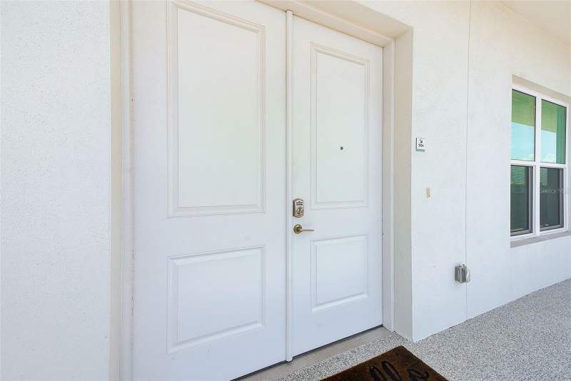 3 bedroom Condominium at 400 150th Avenue #504, Residences At Town Center Condo, Madeira Beach — photo 2