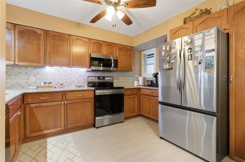 5567 Sea Forest Drive #323, New Port Richey FL - photo 12 of 39