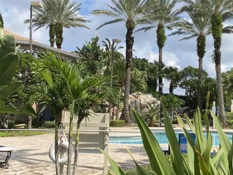 7320 Westpointe Boulevard #511, Orlando FL - photo 8 of 20