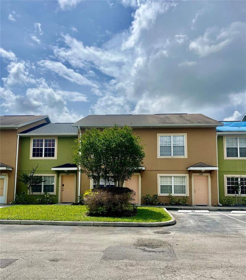 2 bedroom Townhouse at 354 Cervantes Drive, Rio Hills Townhouses, Kissimmee — photo 3