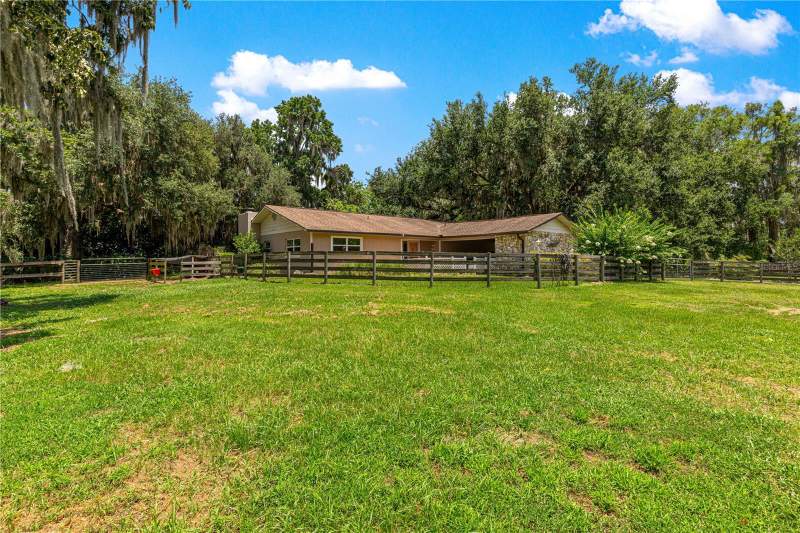 3 bedroom Single Family Residence at 2645 SW 80th Street, Ocala, Ocala — photo 3