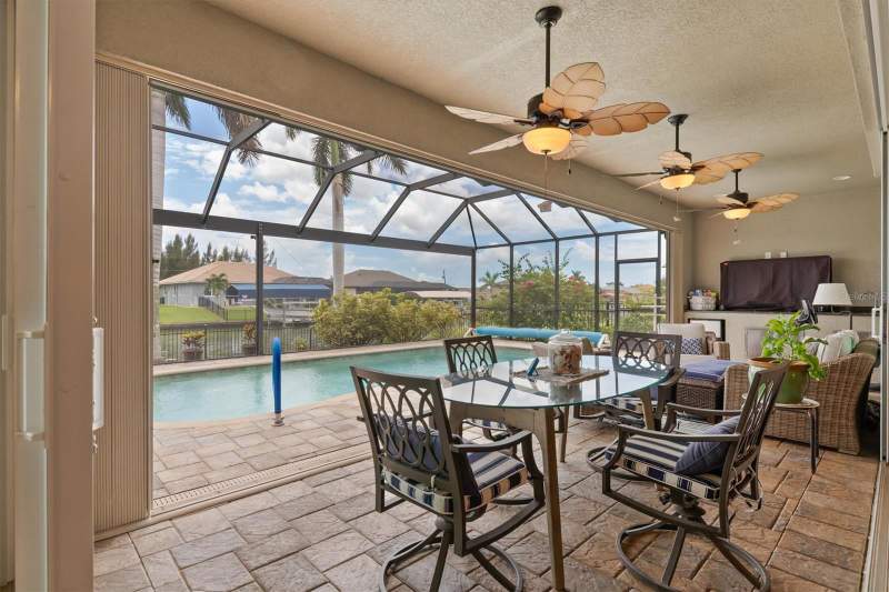 3 bedroom Single Family Residence at 15776 Melport Circle, Port Charlotte Sec 093, Port Charlotte — photo 4