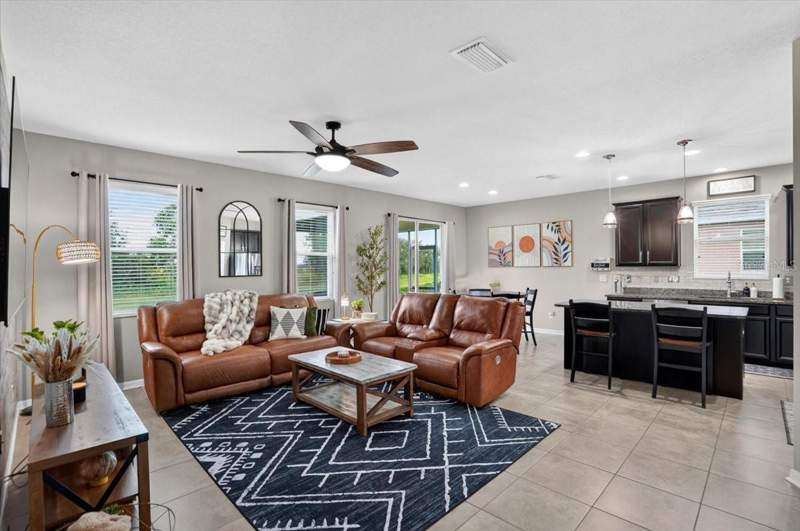 4 bedroom Single Family Residence at 8003 111th Terrace, Copperstone Ph Iib, Parrish — photo 5