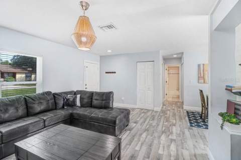 5005 E 110th Avenue, Tampa FL - photo 6 of 6