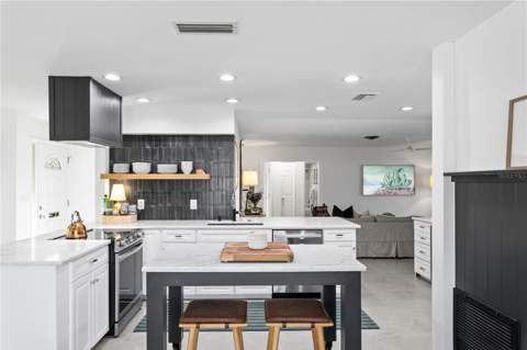 4091 13th Way, St Petersburg FL - photo 15 of 31