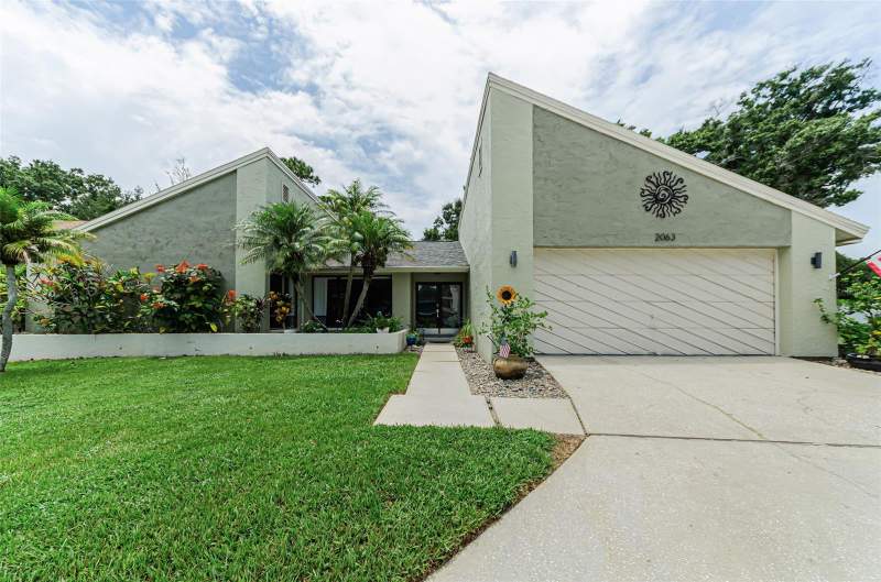4 bedroom Single Family Residence at 2063 Brookside Drive, Rainbow Farms, Safety Harbor — photo 2