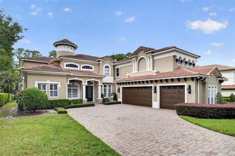 5 bedroom Single Family Residence at 12722 S Lake Sawyer Lane, Windermere, Windermere — photo 2
