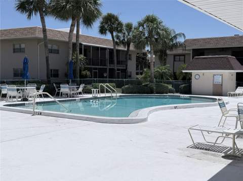 2727 75th Street #7A7, Bradenton FL - photo 7 of 8